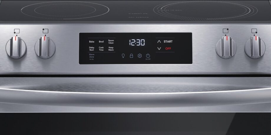Frigidaire 30 Front Control Electric Range with Steam Clean FCFE3062AS Front Burner