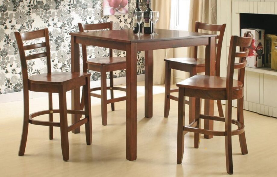 Lyndon 4 seater dining table